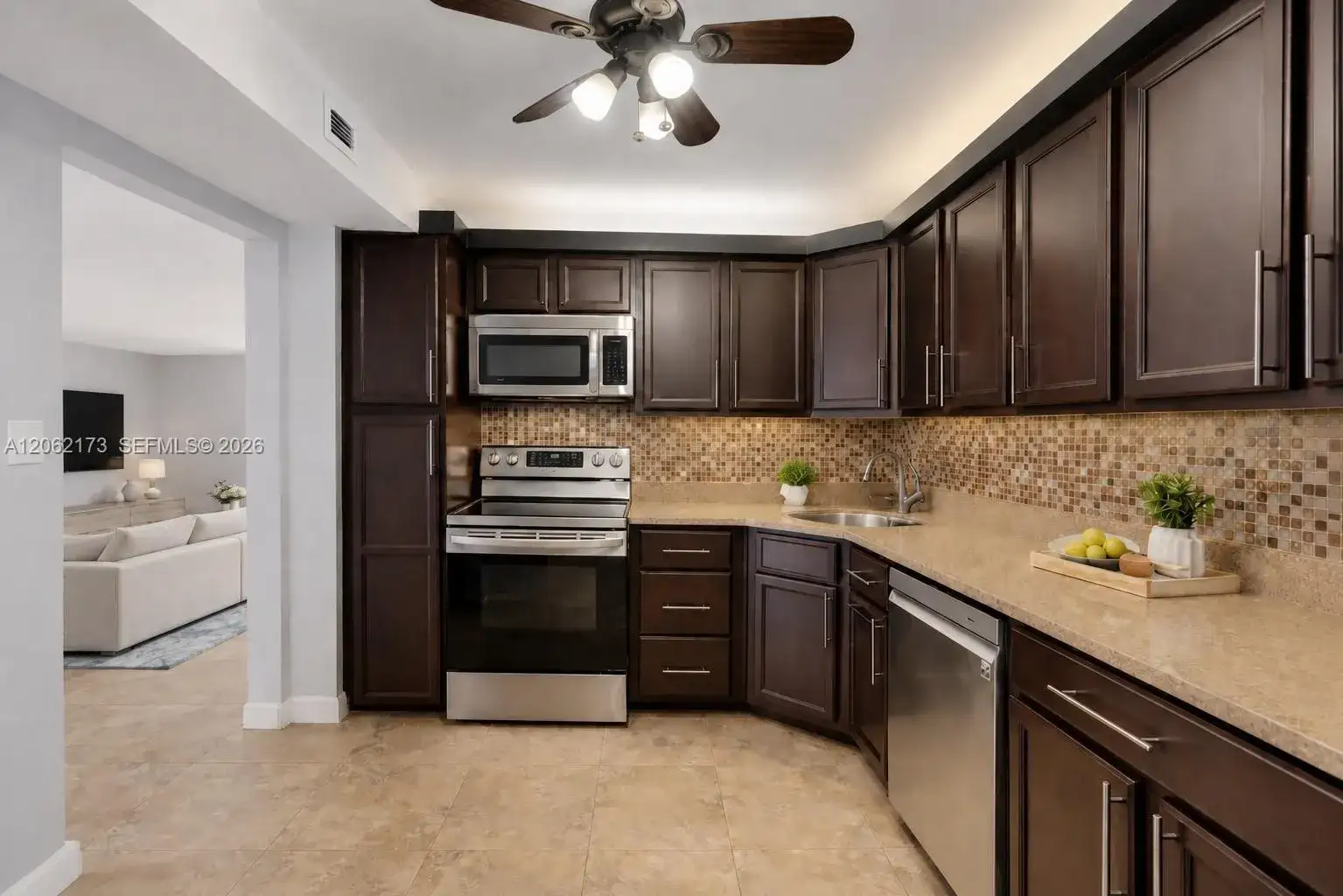 2750 NE 183rd St # 304, Aventura FL 33160 photo 3