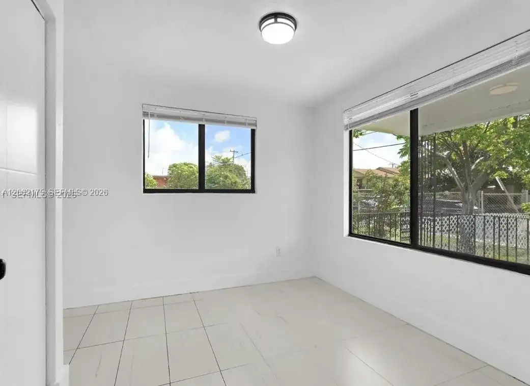 1918 NW 19th Ave, Miami FL 33125 photo 5