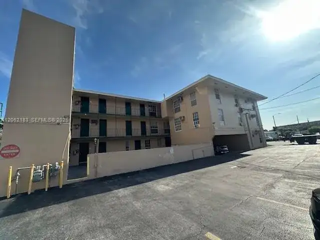 1400 S Douglas Rd # 11, Coral Gables FL 33134 photo 3