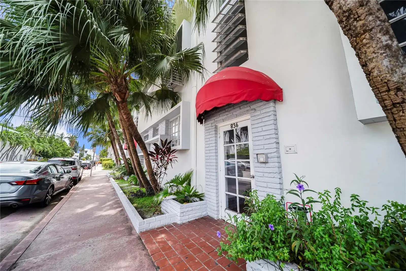 836 10th St # 8, Miami Beach FL 33139 photo 2