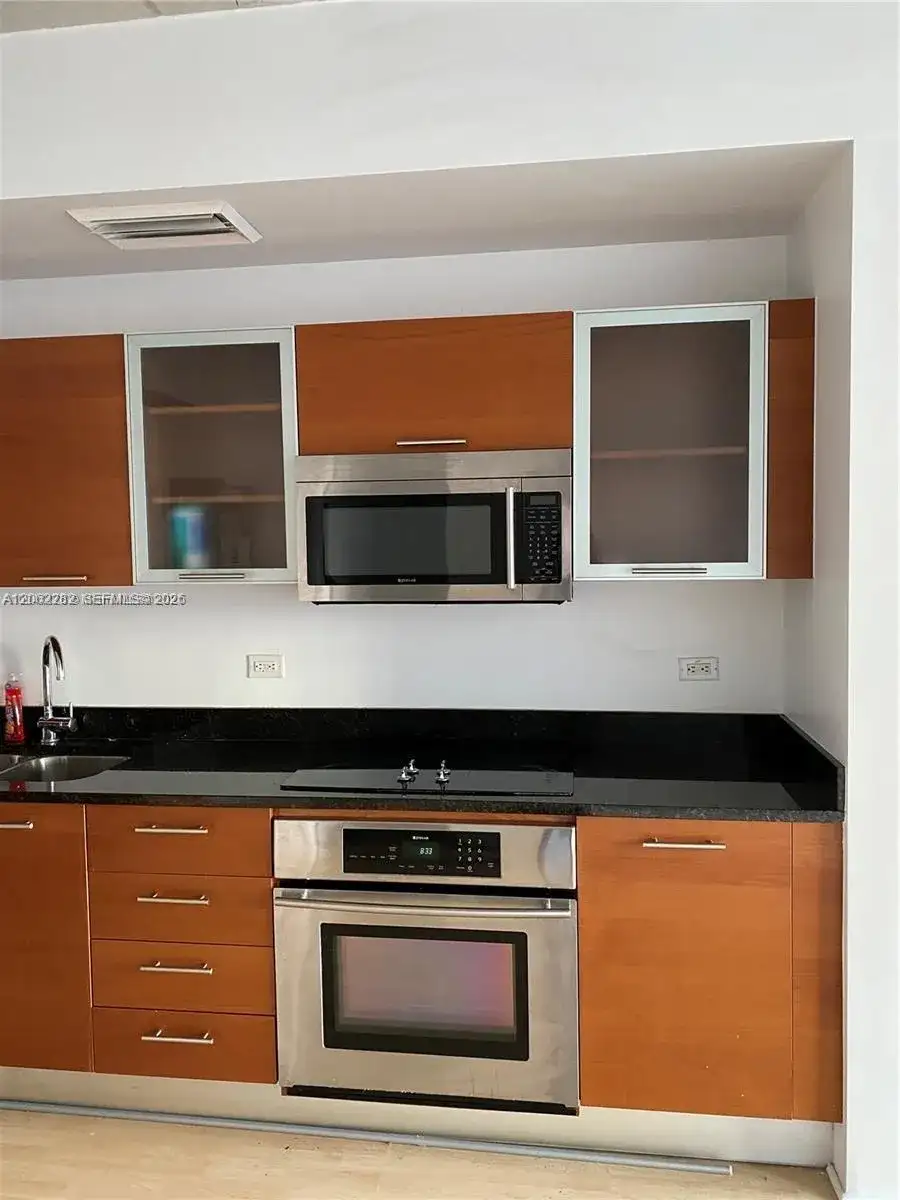 3470 E Coast Ave # H0404, Miami FL 33137 photo 2