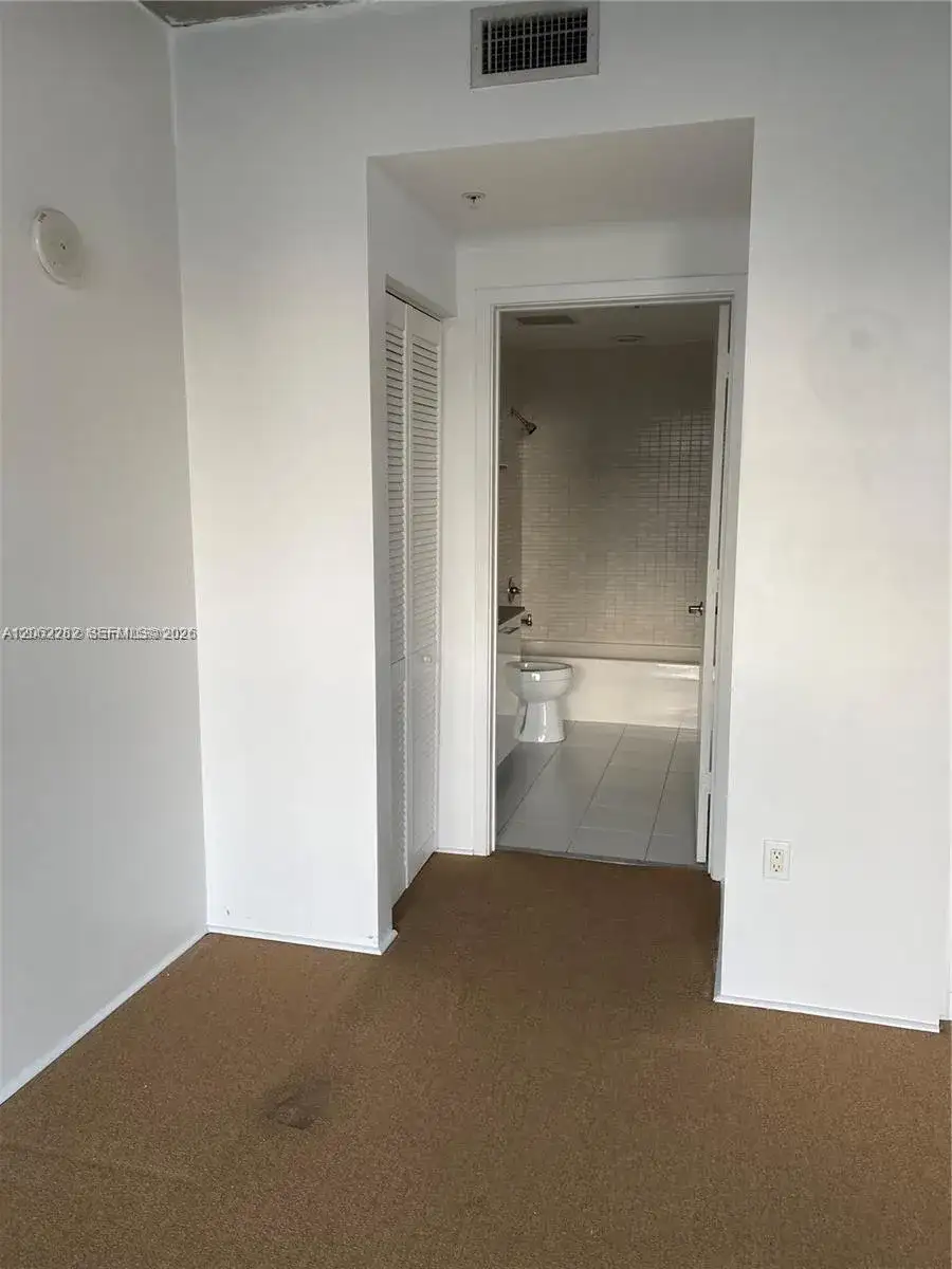 3470 E Coast Ave # H0404, Miami FL 33137 photo 4