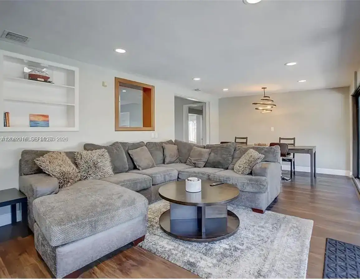 1728 NE 17th Ter, Fort Lauderdale FL 33305 photo 3