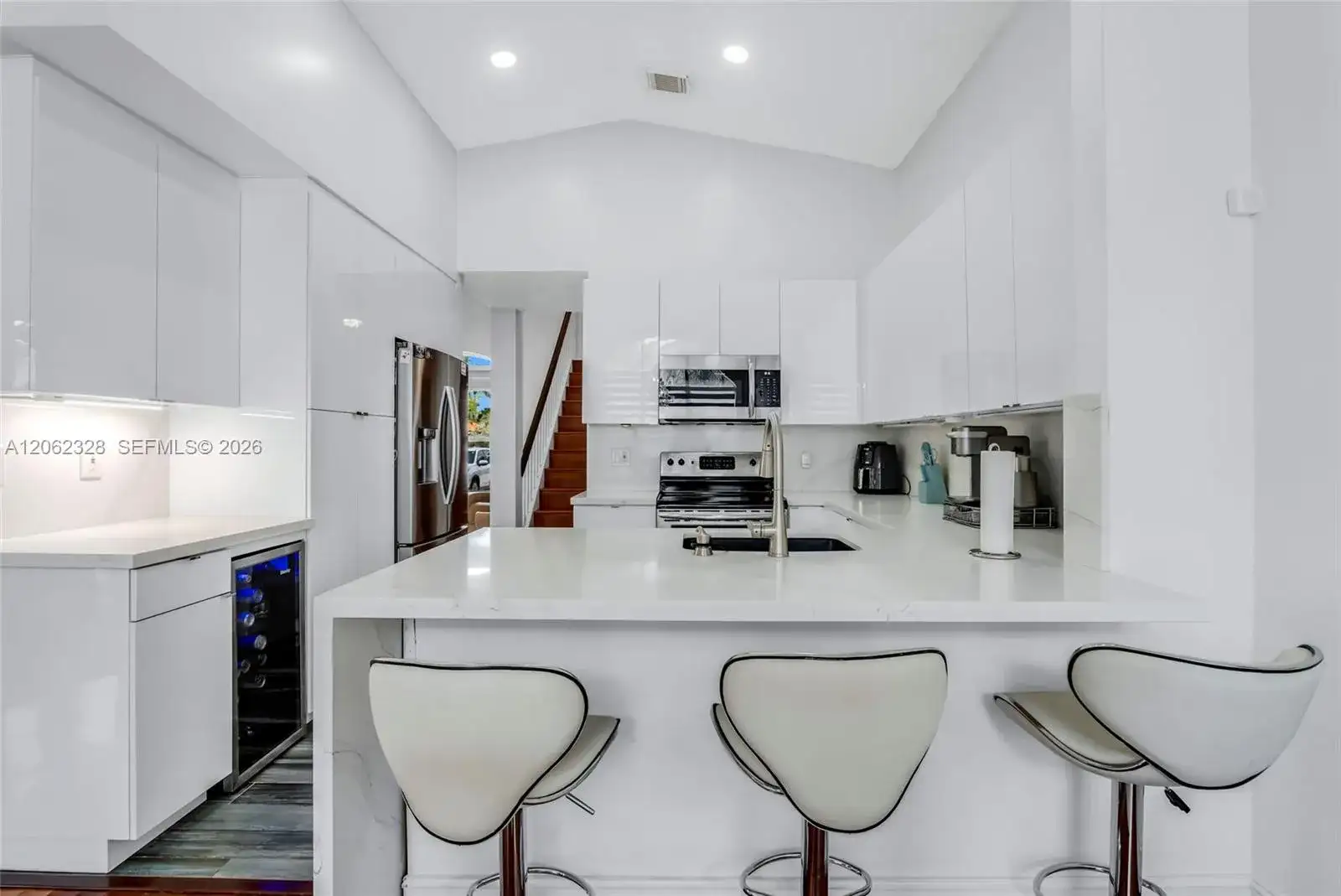 17513 NW 10th St, Pembroke Pines FL 33029 photo 3