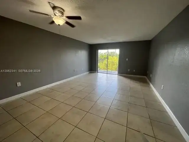 4400 W 16th Ave # 432, Hialeah FL 33012 photo 3
