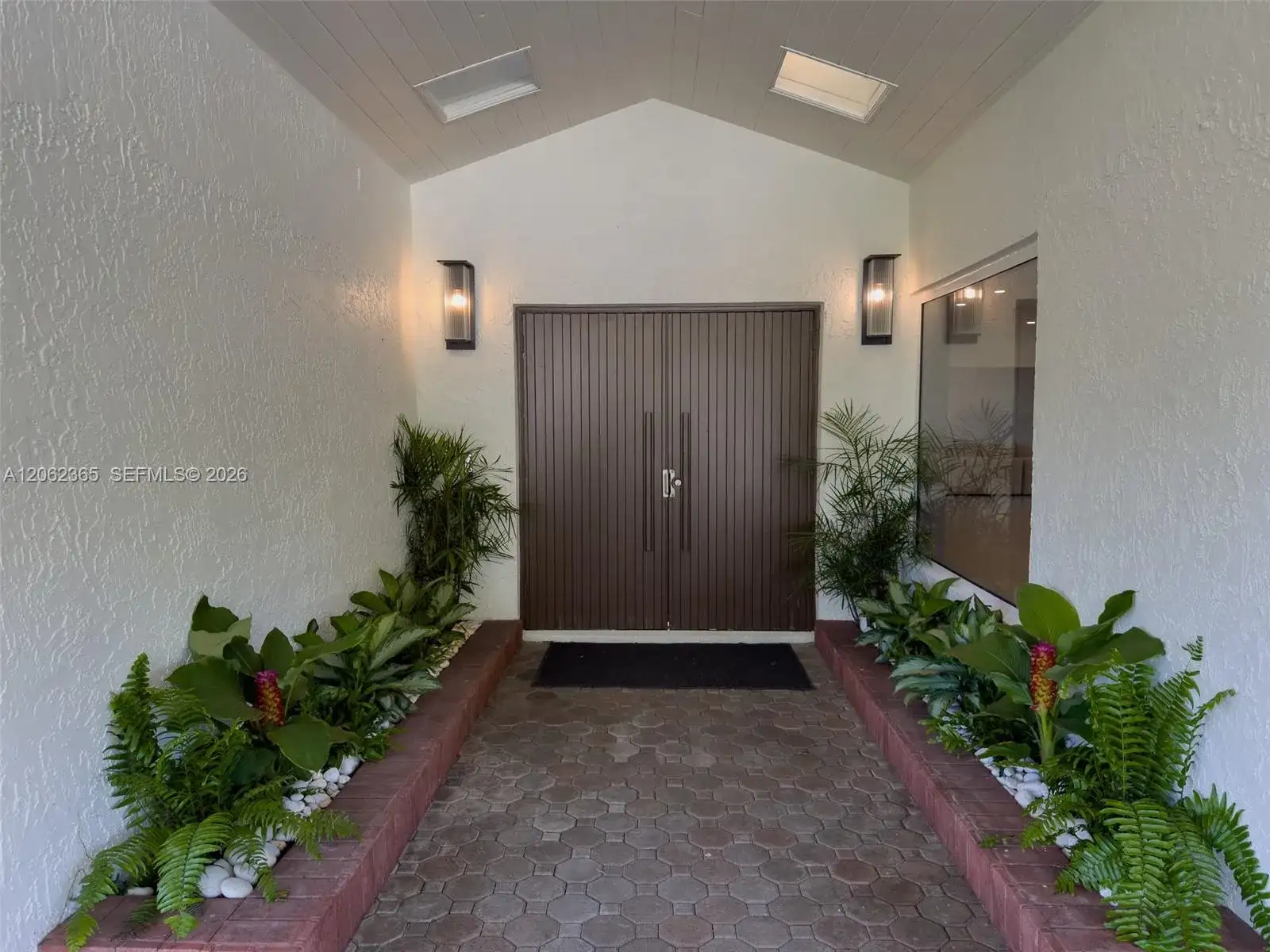 9980 SW 83rd Ave, Miami FL 33156 photo 3