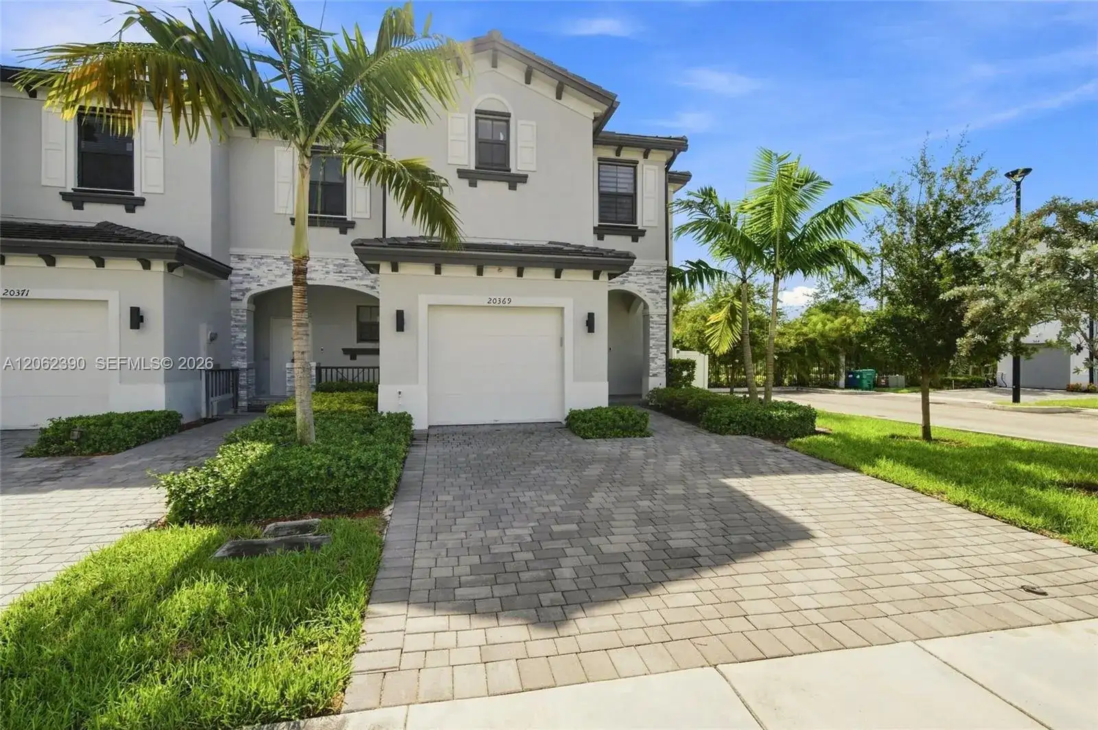 20369 NW 5th Ct # 20369, Miami Gardens FL 33169 photo 2