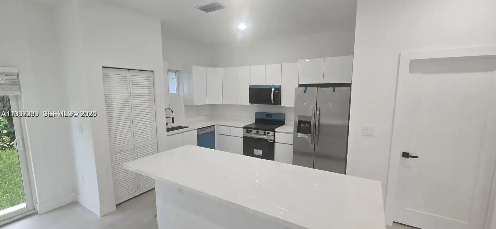 141 NW 11th St # 0, Pompano Beach FL 33060 photo 2