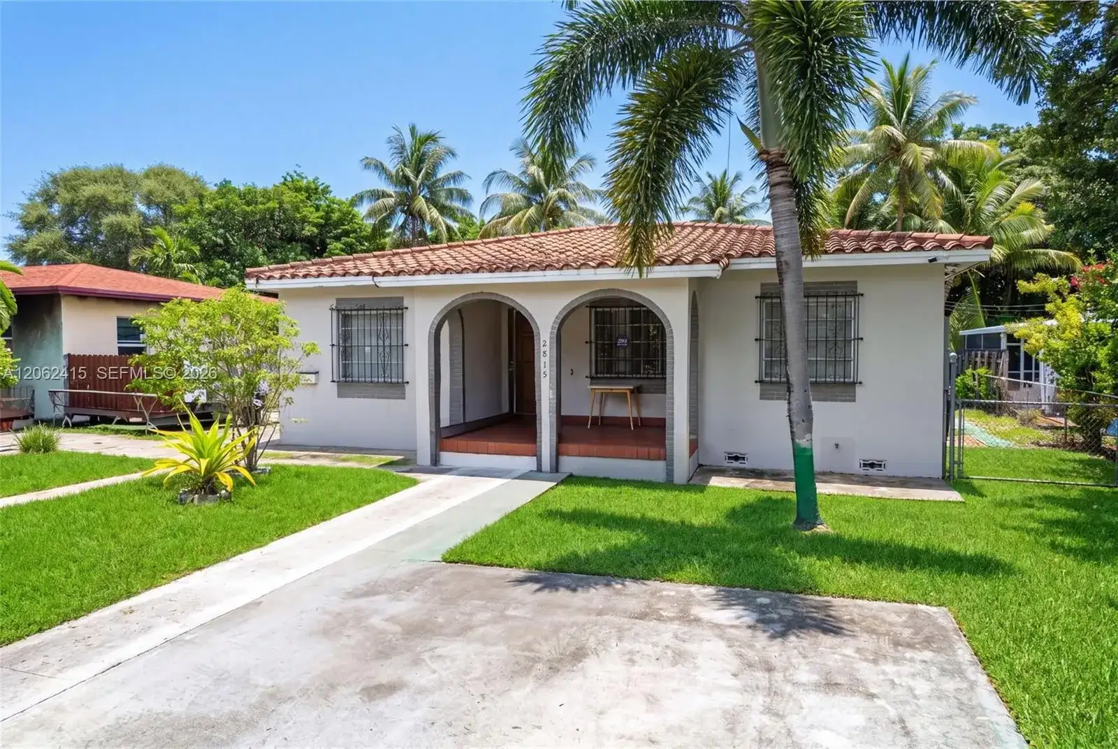 2815 NW 14th St, Miami FL 33125 photo 2