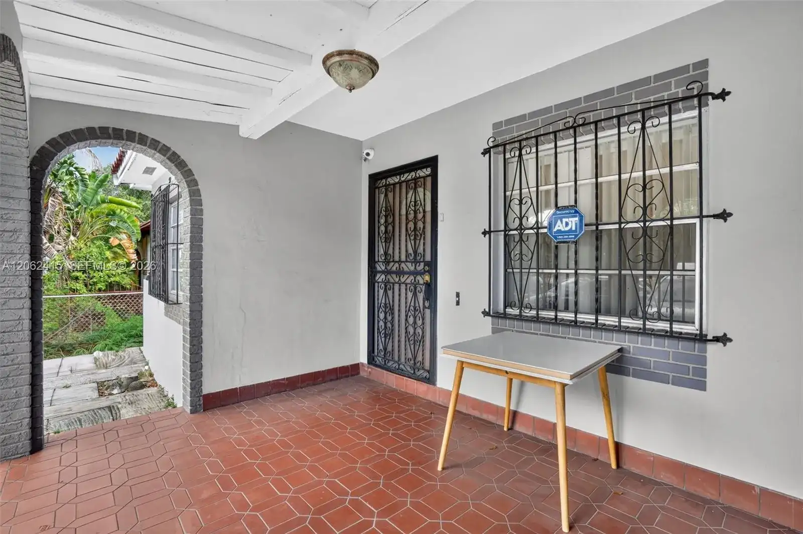 2815 NW 14th St, Miami FL 33125 photo 3