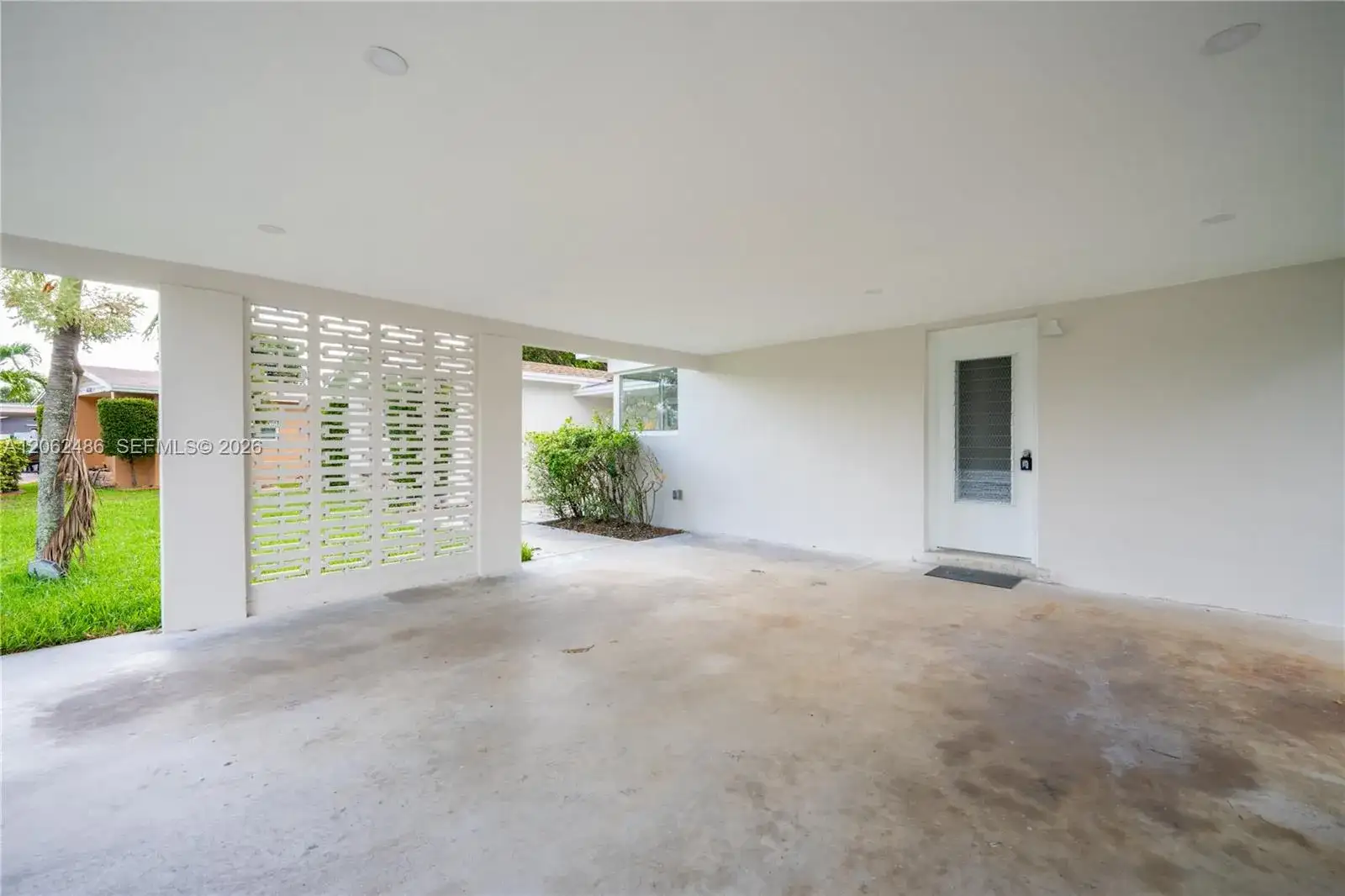 6640 SW 7 ST., Pembroke Pines FL 33023 photo 3