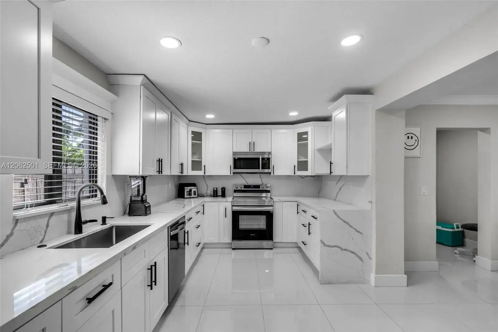 3609 SW 23rd St, Fort Lauderdale FL 33312 photo 3