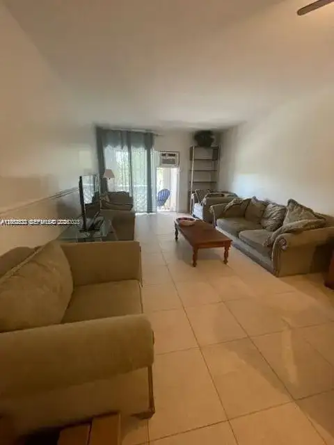 6580 Santona St # A39, Coral Gables FL 33146 photo 3