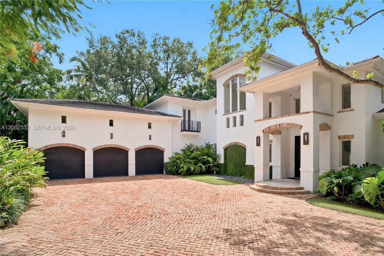 2820 Brickell Ave, Miami FL 33129 photo 4