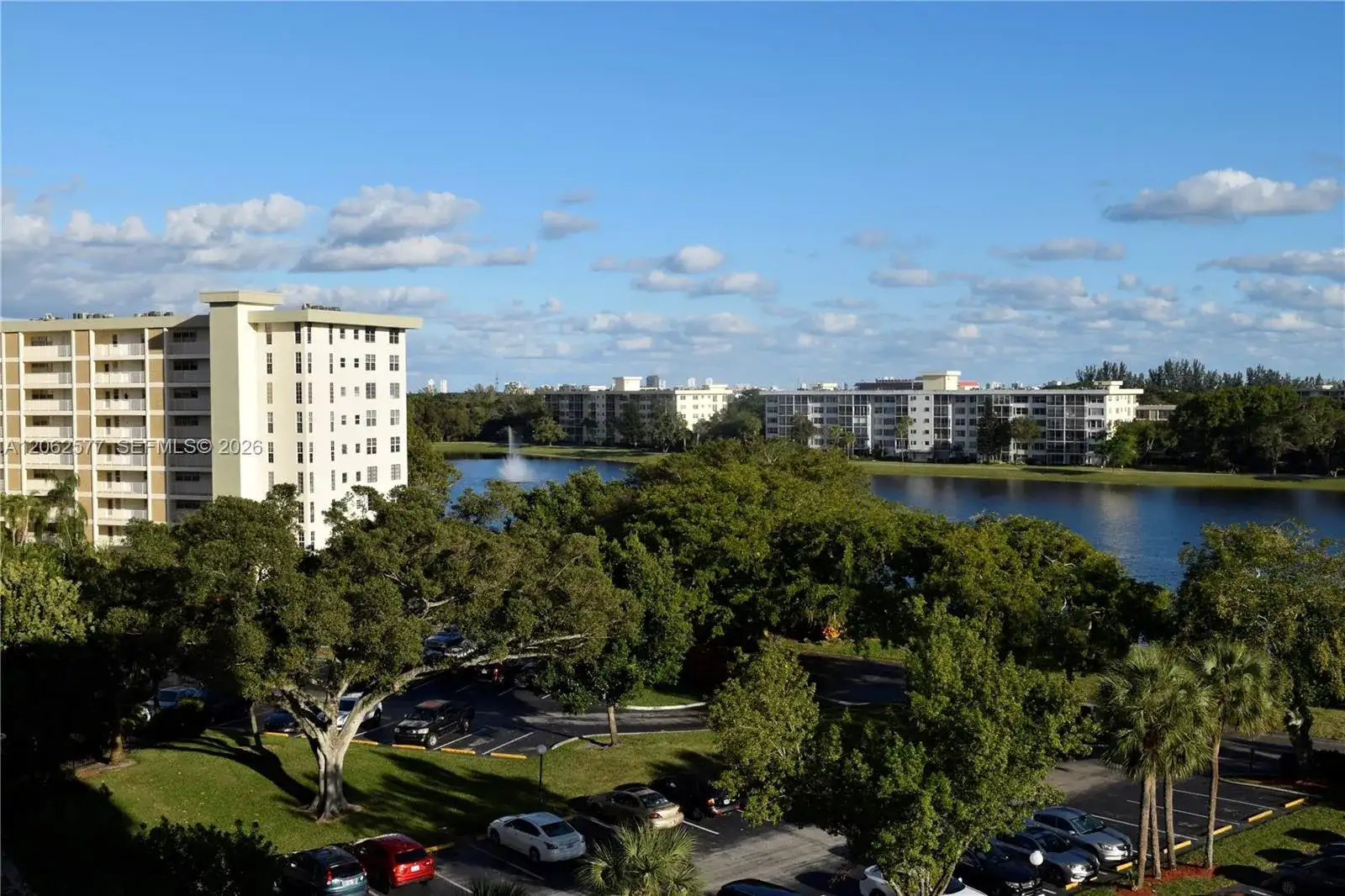 3010 N Course Dr # 712, Pompano Beach FL 33069 photo 2