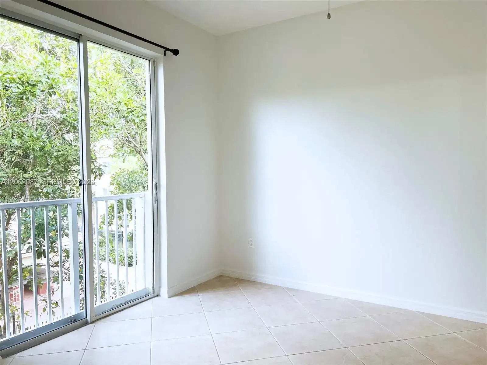 7085 Nova Dr # 330, Davie FL 33317 photo 4
