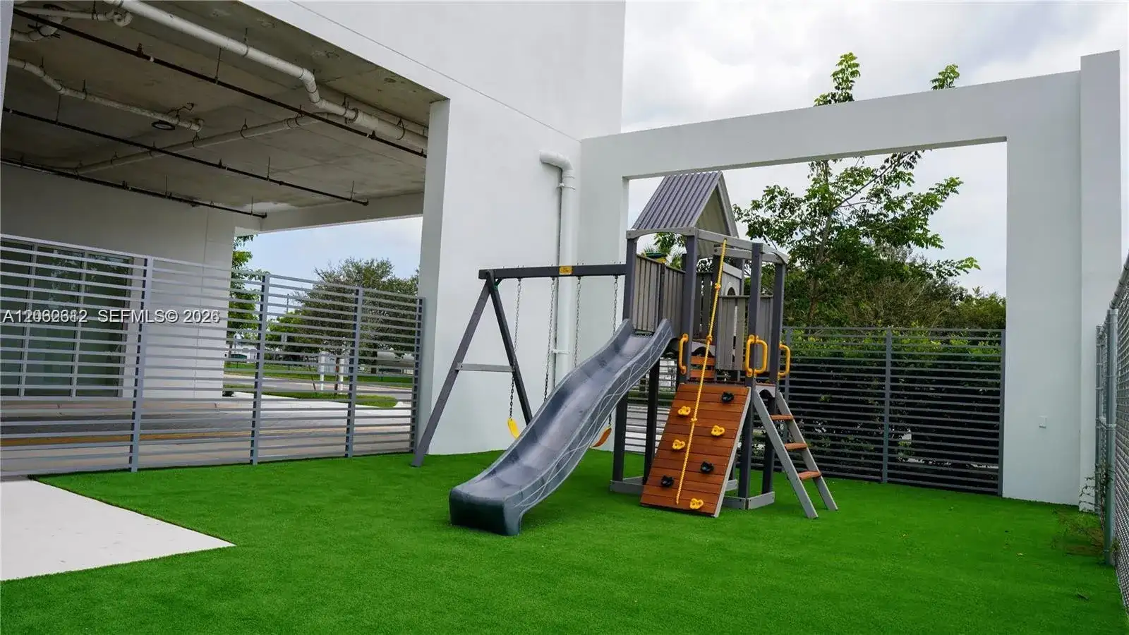 26720 Old Dixie Hwy # 303, Homestead FL 33032 photo 4