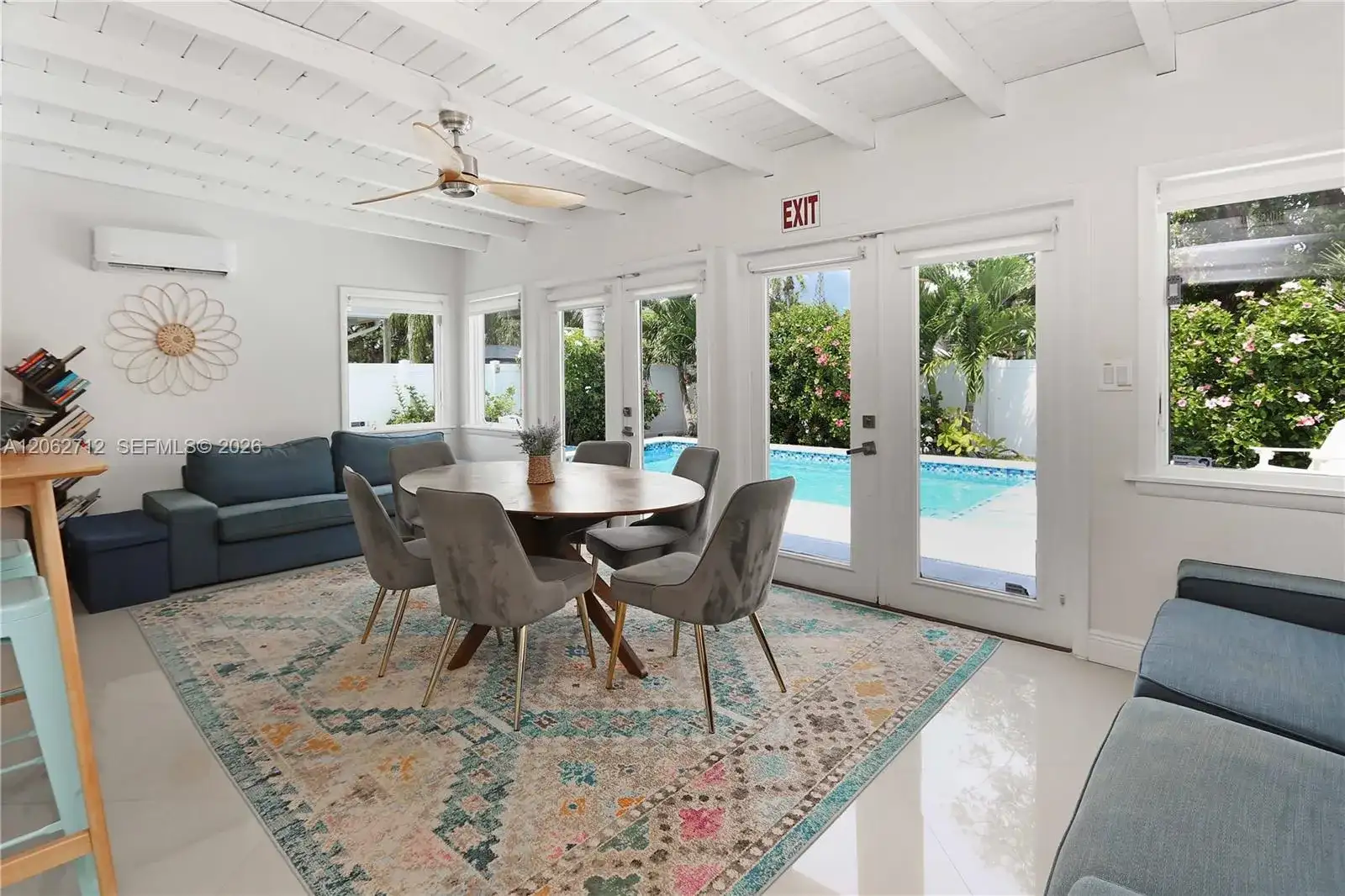 1102 N 13th Ave, Hollywood FL 33019 photo 2