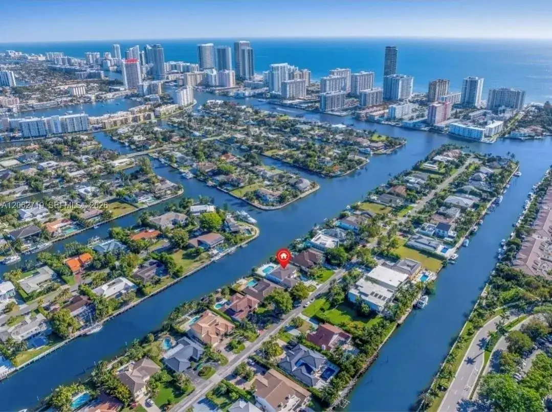 406 Holiday Dr, Hallandale Beach FL 33009 photo 3