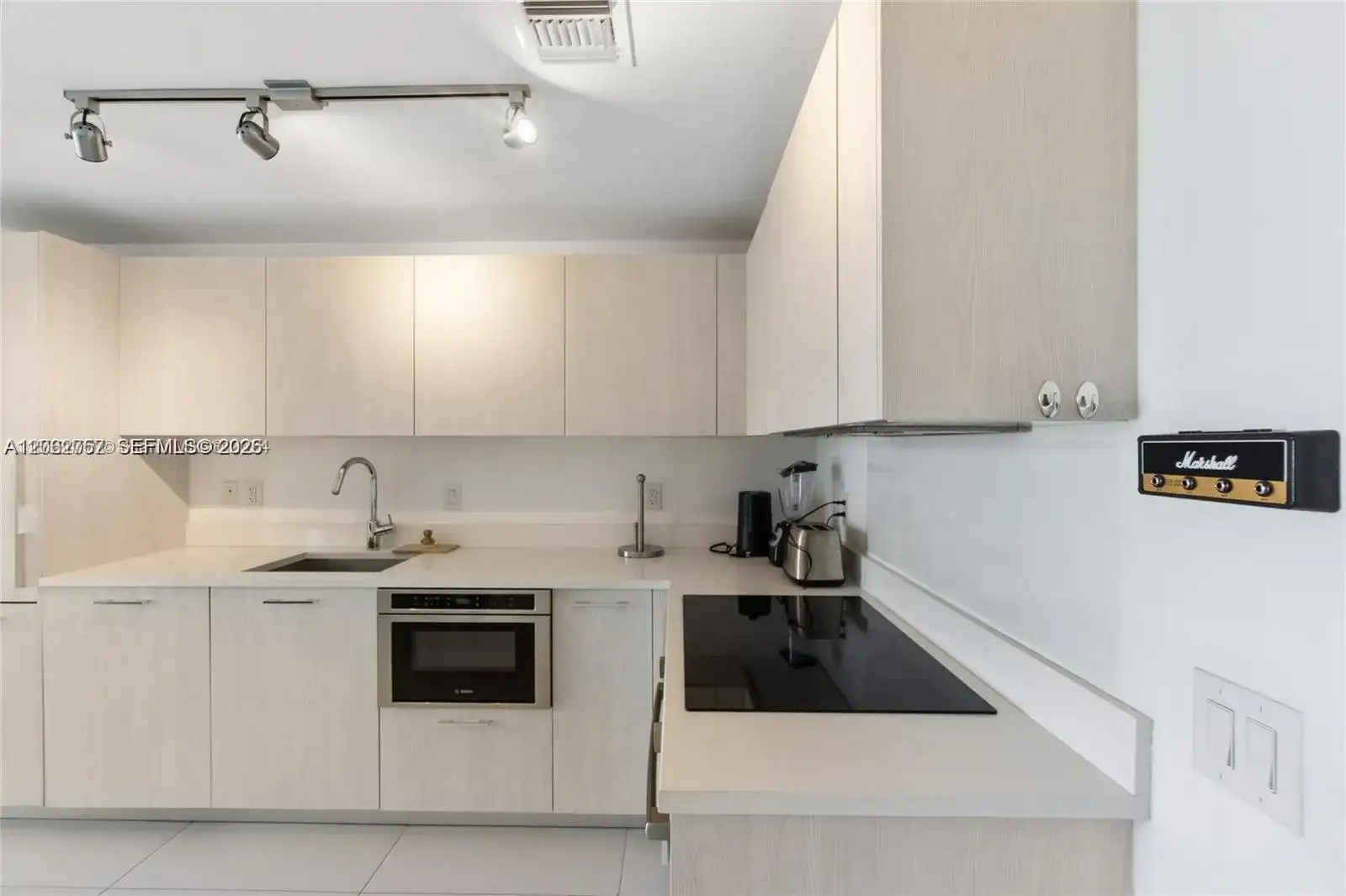 501 NE 31st St # 2109, Miami FL 33137 photo 5
