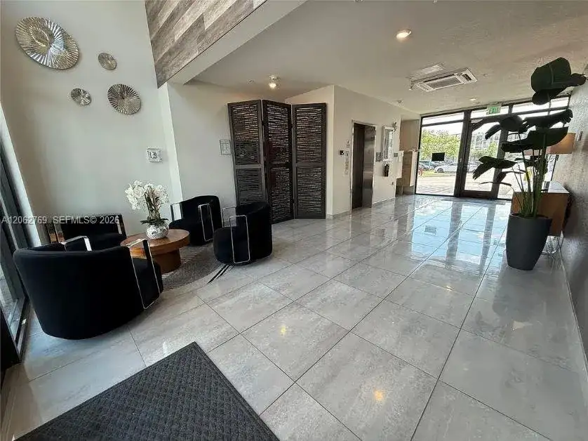 8167 NW 41st St # 409, Doral FL 33166 photo 3