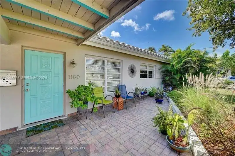 1180 SW 4th Ter, Pompano Beach FL 33060 photo 3