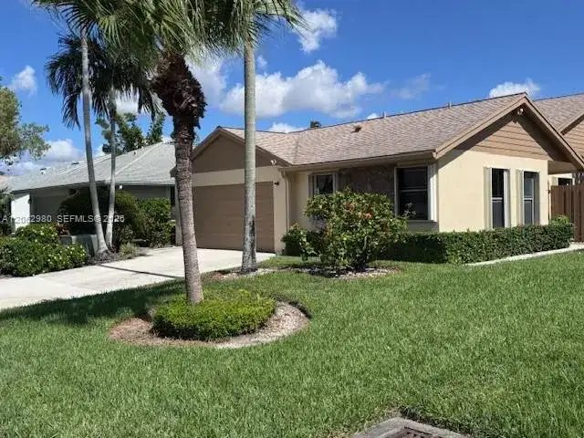 2375 NW 15th St, Delray Beach FL 33445 photo 2