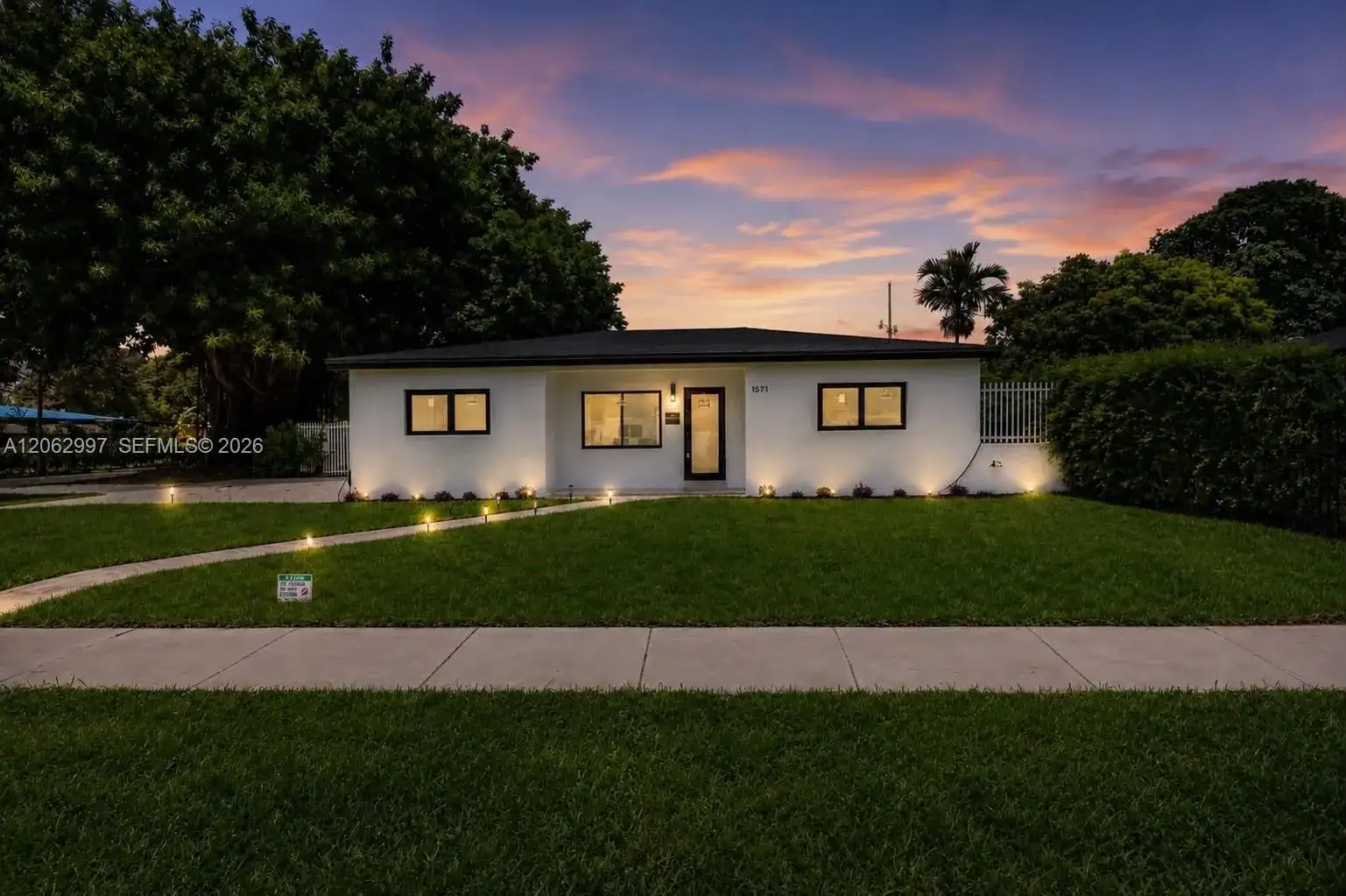 1571 NW 132nd St, Miami FL 33167 photo 4