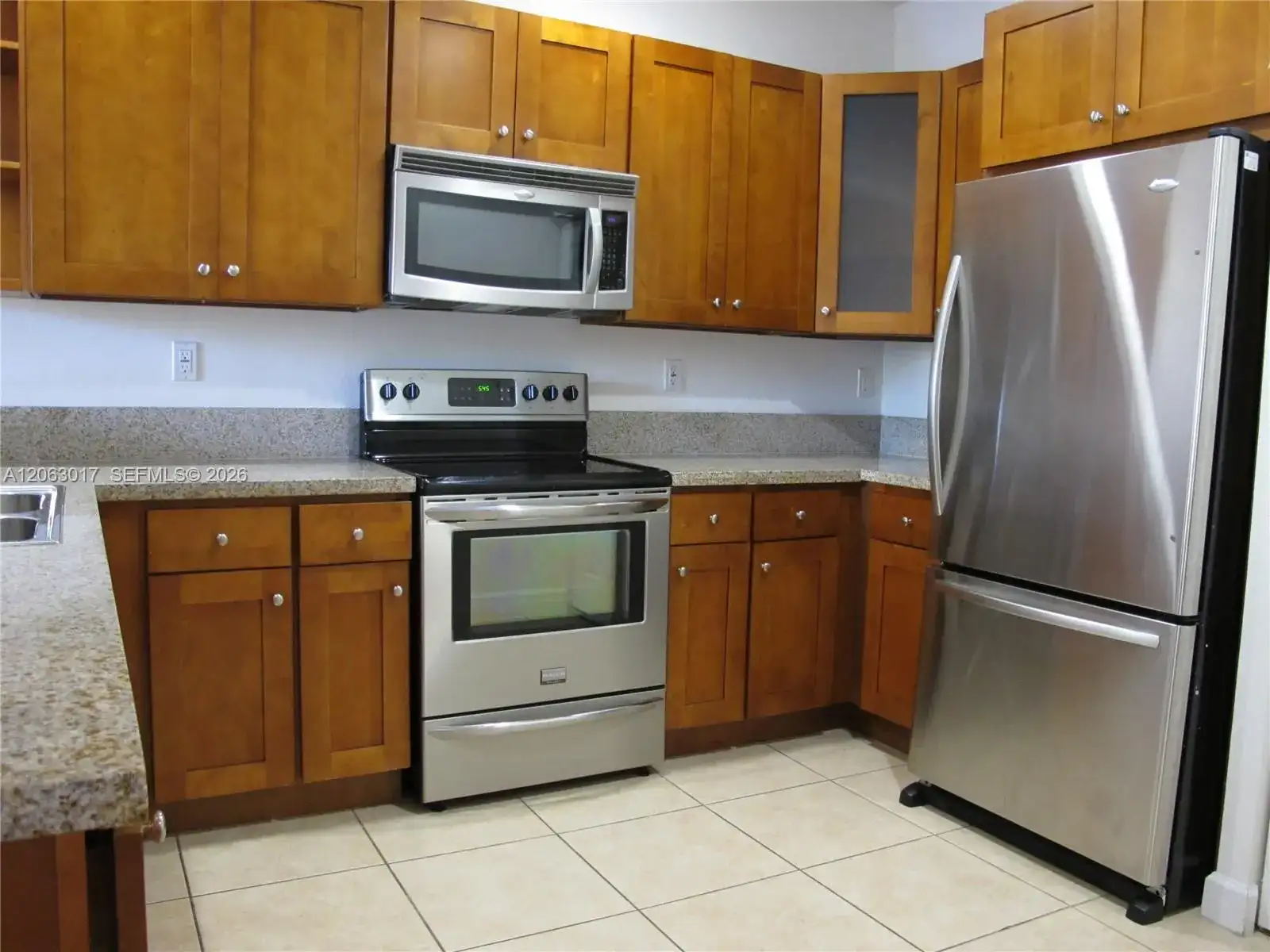 10716 NW 76th Ln, Doral FL 33178 photo 5