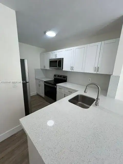 2685 W 66th St # 20, Hialeah FL 33016 photo 3