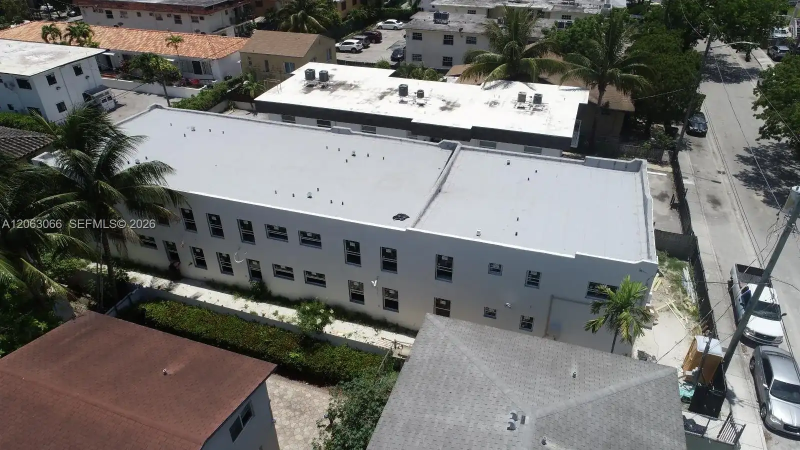 1020 SW 2nd St, Miami FL 33130 photo 5