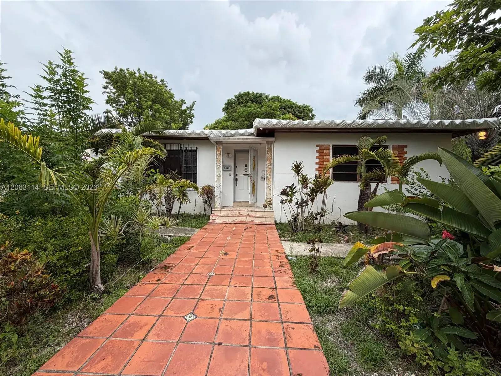 631 NE 60th St # A, Miami FL 33137 photo 2