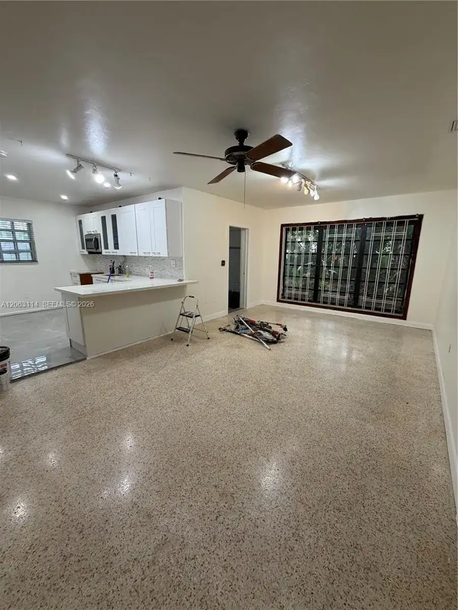 631 NE 60th St # A, Miami FL 33137 photo 3