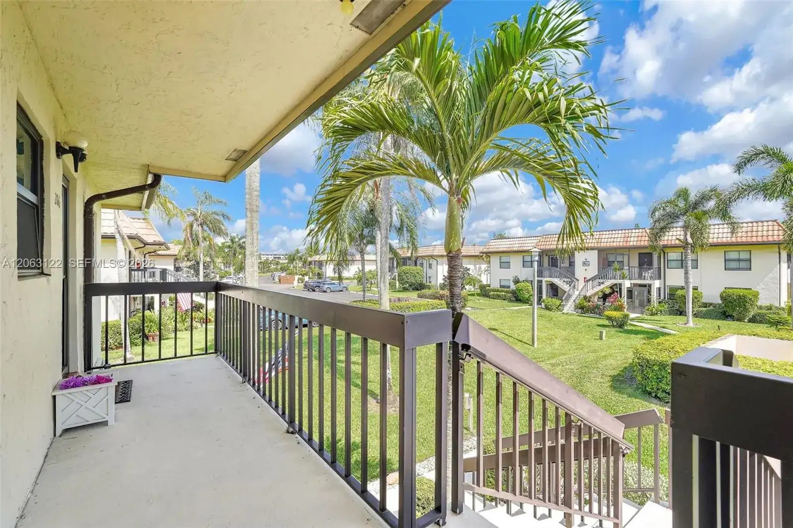 7142 Golf Colony Ct # 206, Lake Worth FL 33467 photo 2