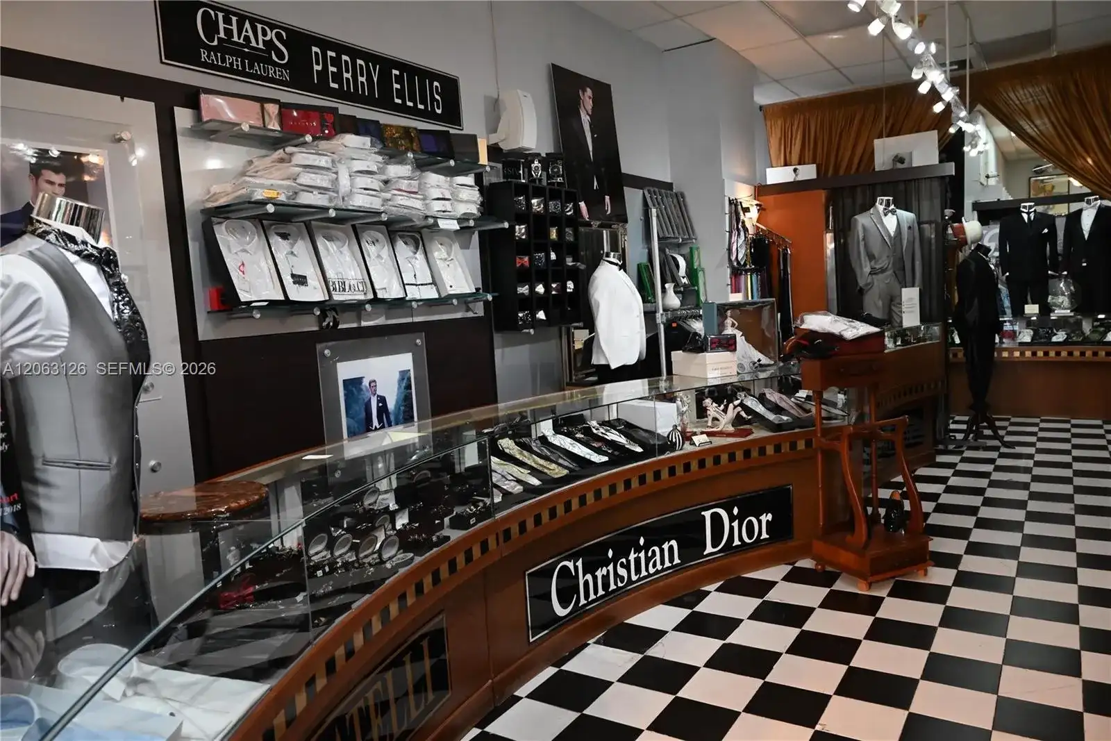 XXXX Miracle Mile, Coral Gables FL 33134 photo 3