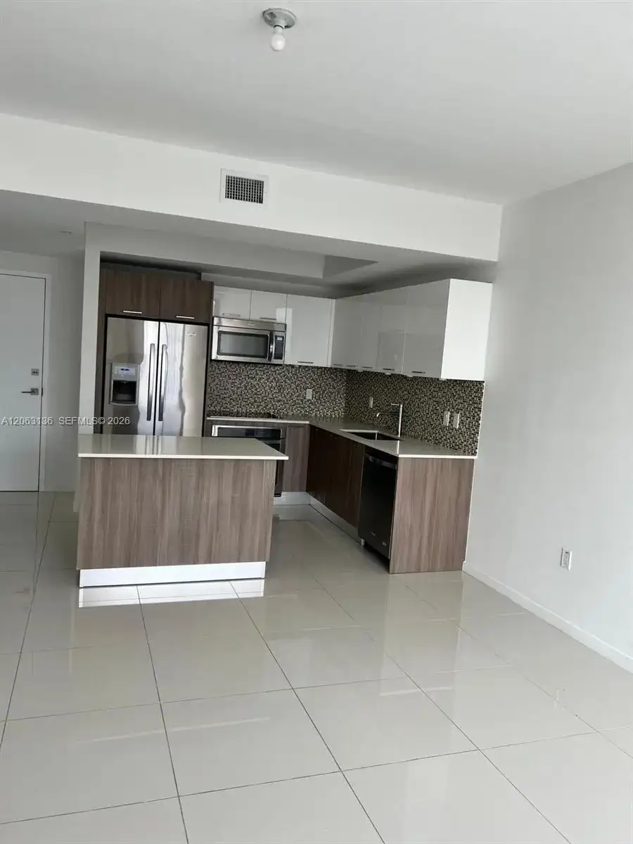 5300 Paseo Blvd # 1905, Doral FL 33166 photo 4