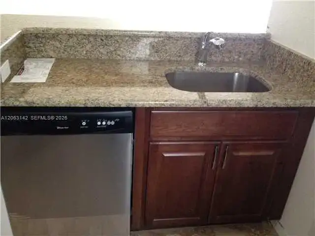 3350 N Pinewalk Dr N # 1428, Margate FL 33063 photo 3