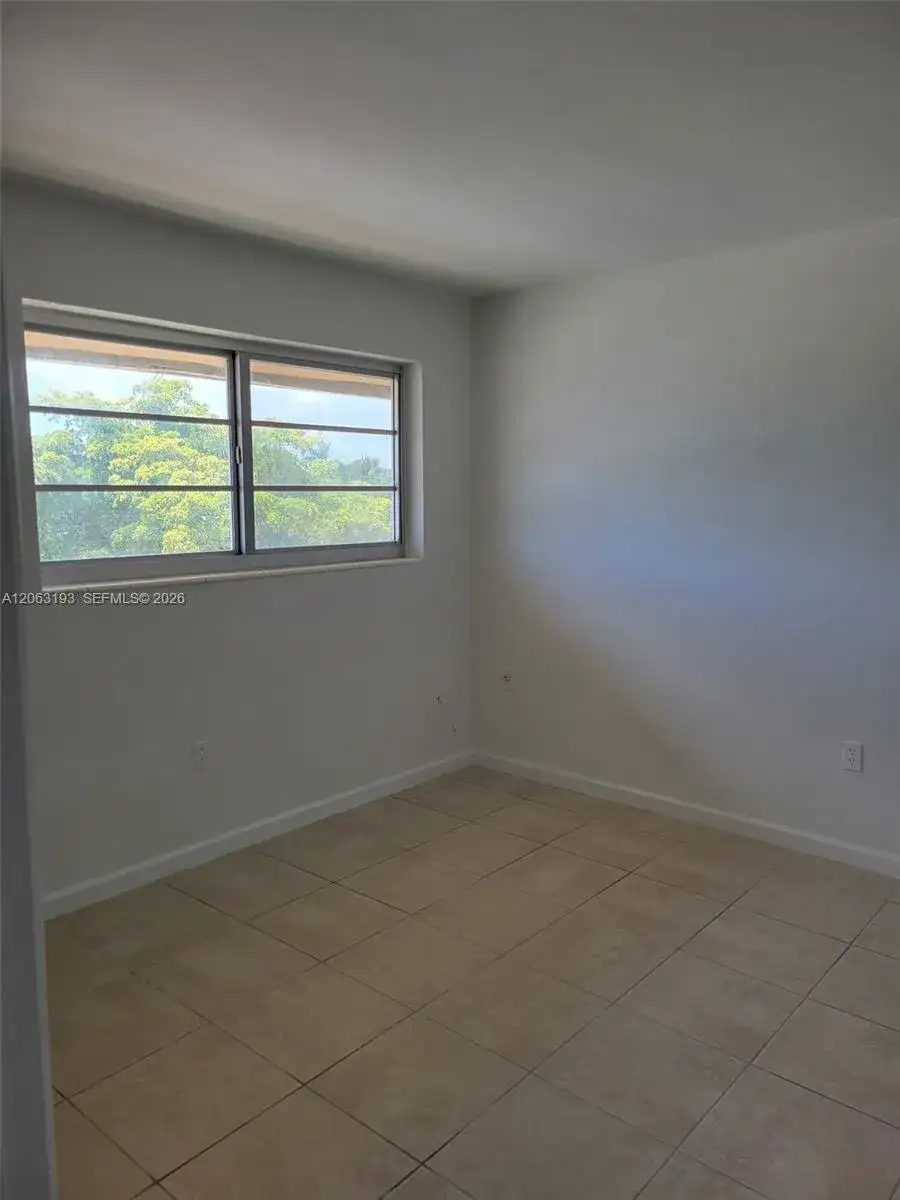 3881 W Flagler St # 305, Miami FL 33134 photo 5