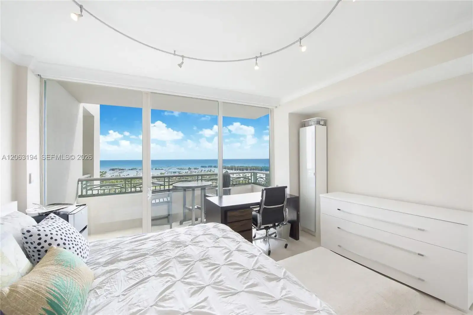 3400 SW 27th Ave # 1003, Coconut Grove FL 33133 photo 2