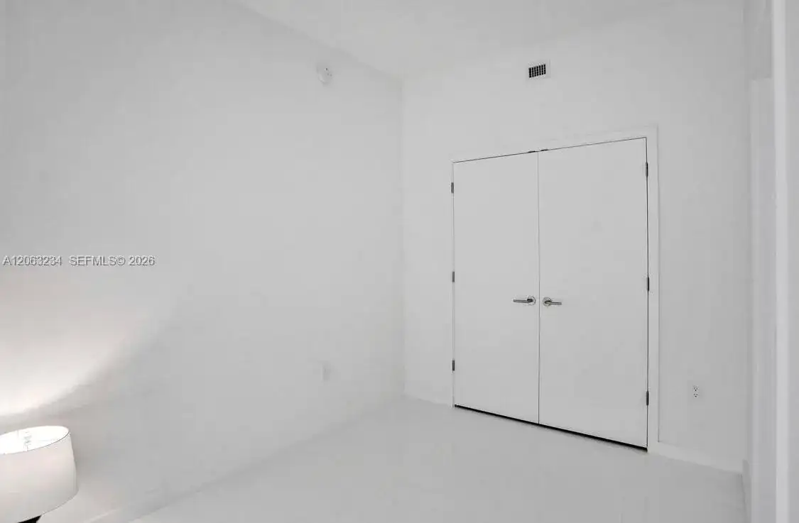 851 NE 1st Ave # 3510, Miami FL 33132 photo 3