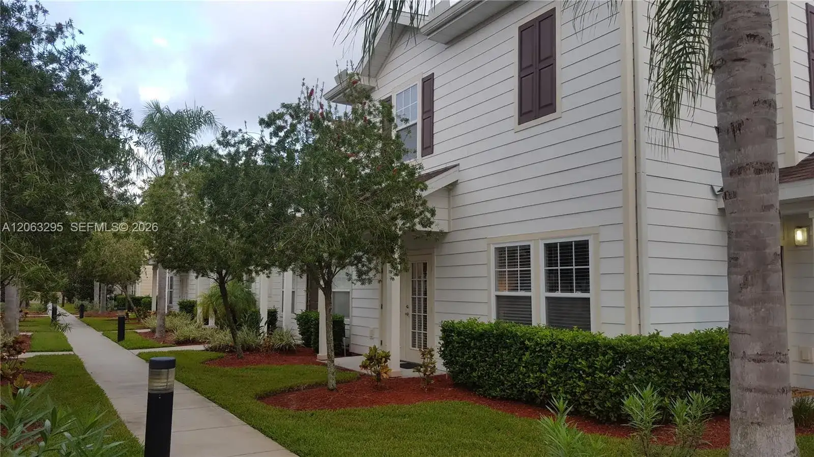 5362 Diplomat CT, Kissimmee FL 34746 photo 3