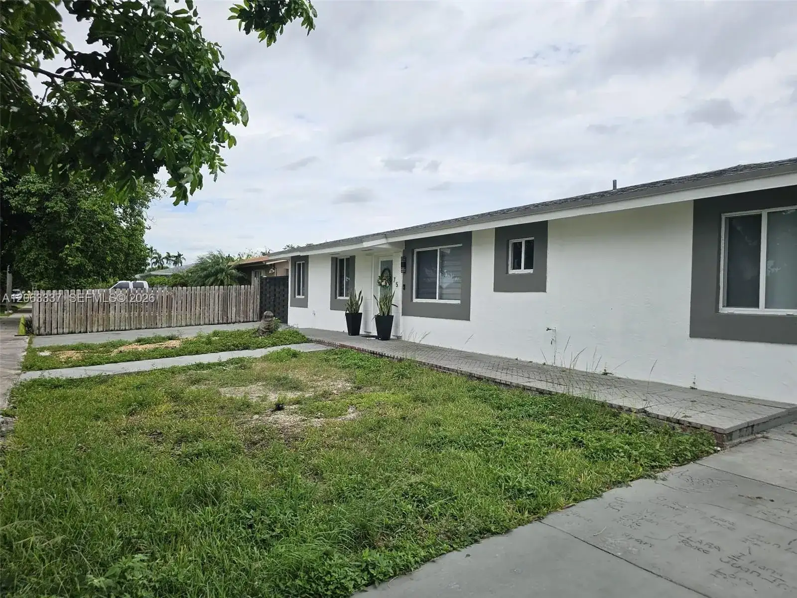 75 SW 18th Ave, Homestead FL 33030 photo 3