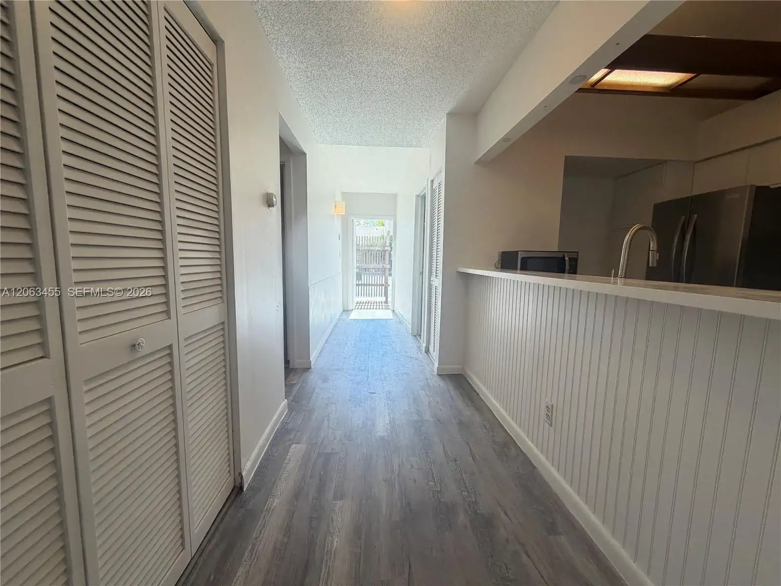 1172 NW 122nd Ter, Pembroke Pines FL 33026 photo 4