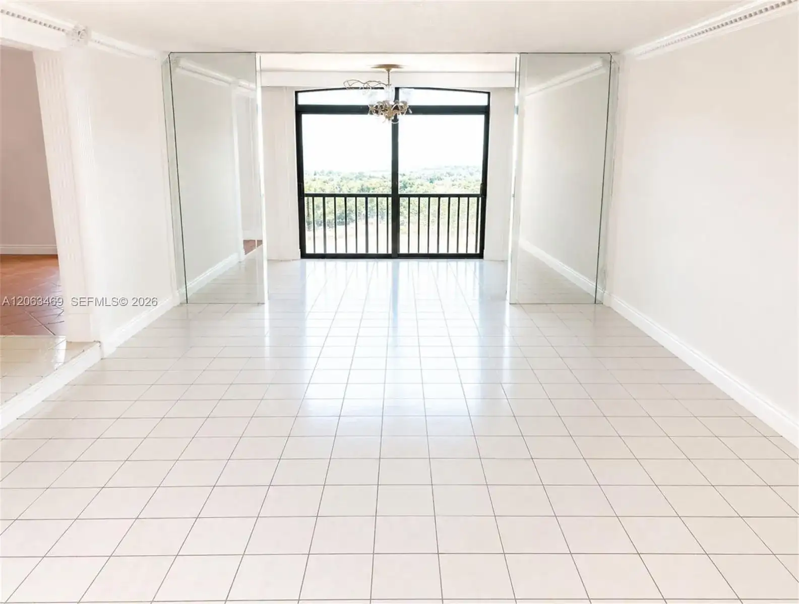 3760 Inverrary Dr # 2P, Lauderhill FL 33319 photo 3