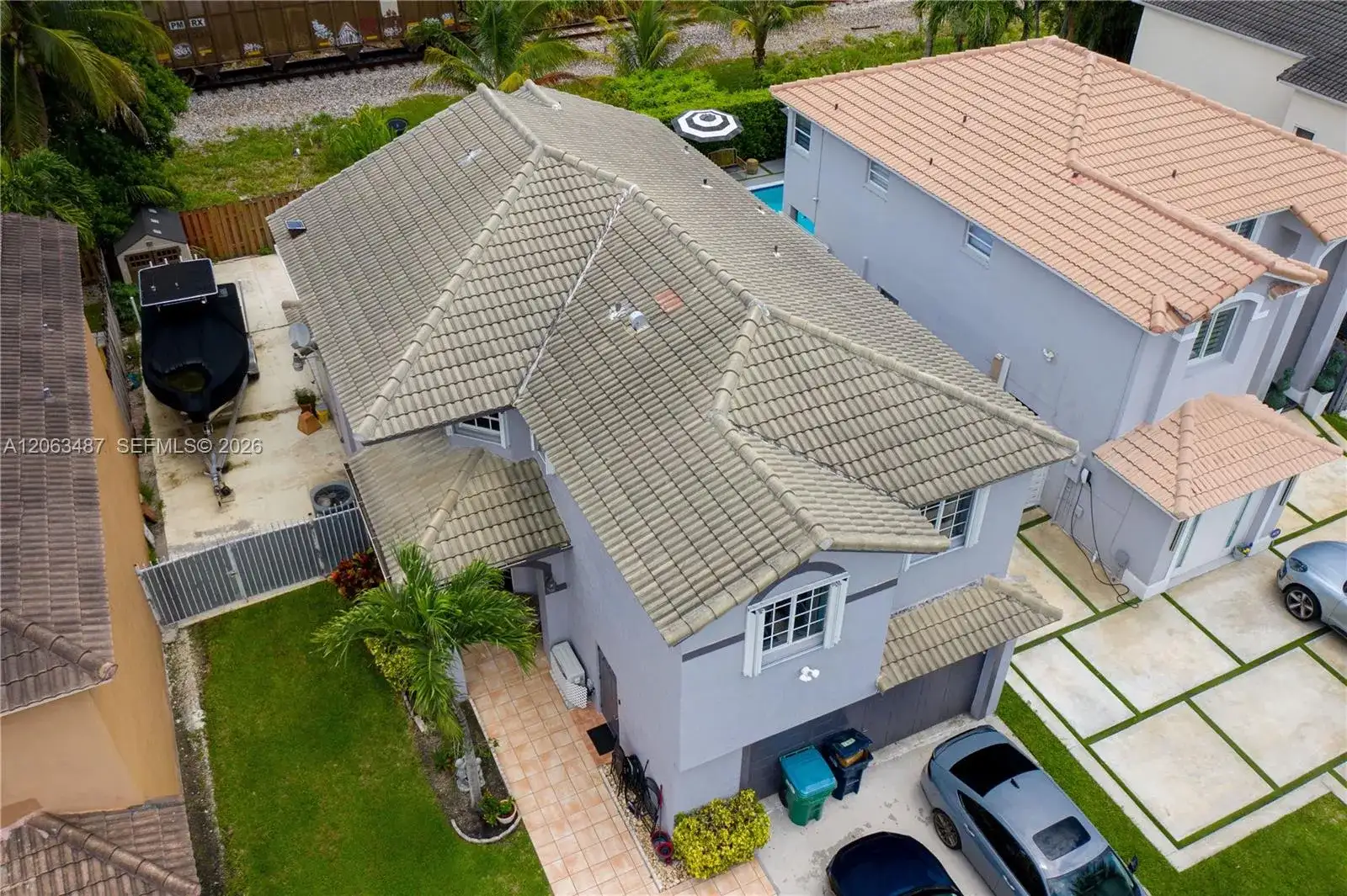 14835 SW 138th Ter, Miami FL 33196 photo 2