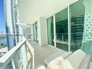 218 SE 14th St # 2004, Miami FL 33131 photo 4