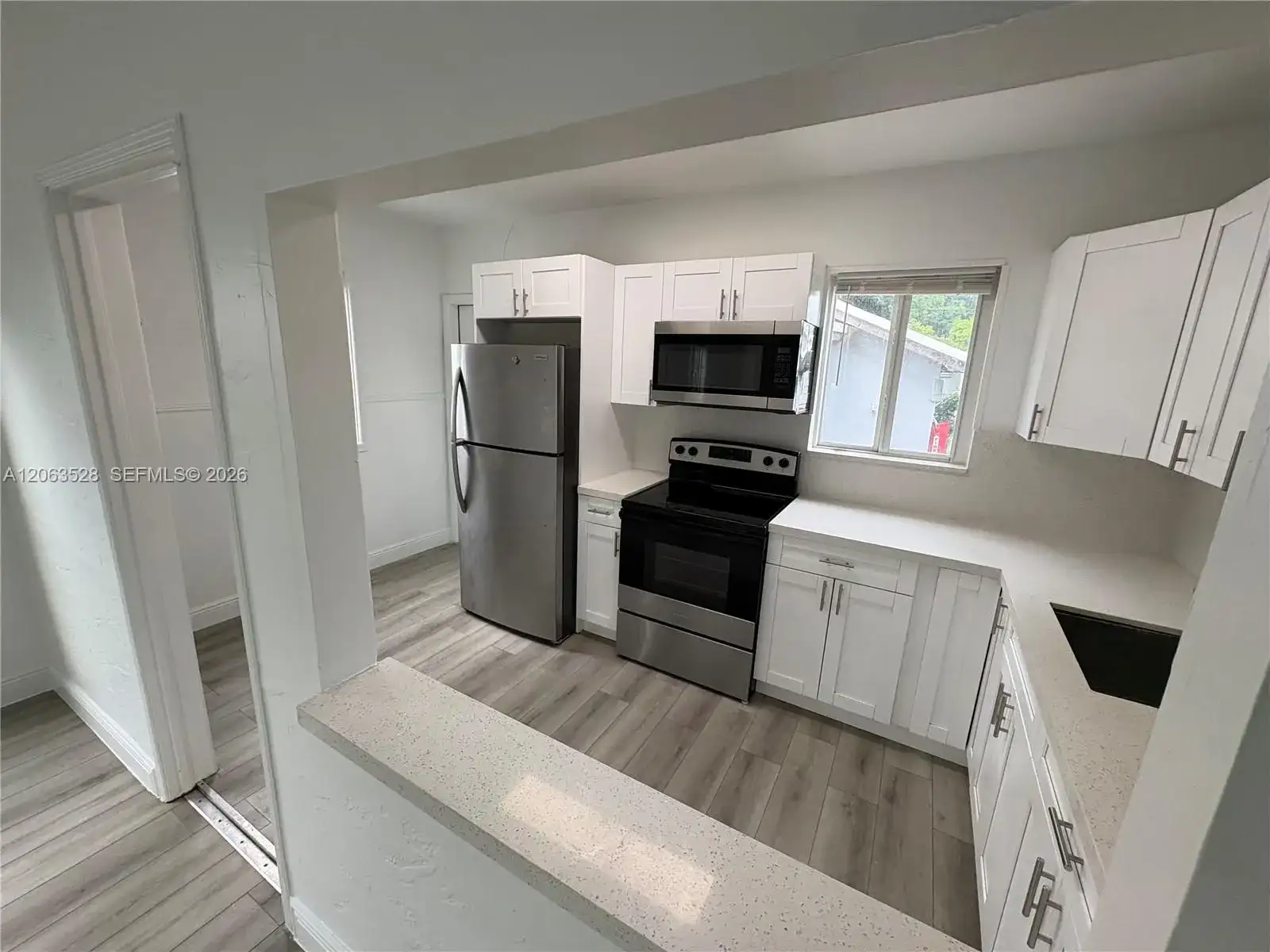 10417 NW 6th Ave, Miami FL 33150 photo 5