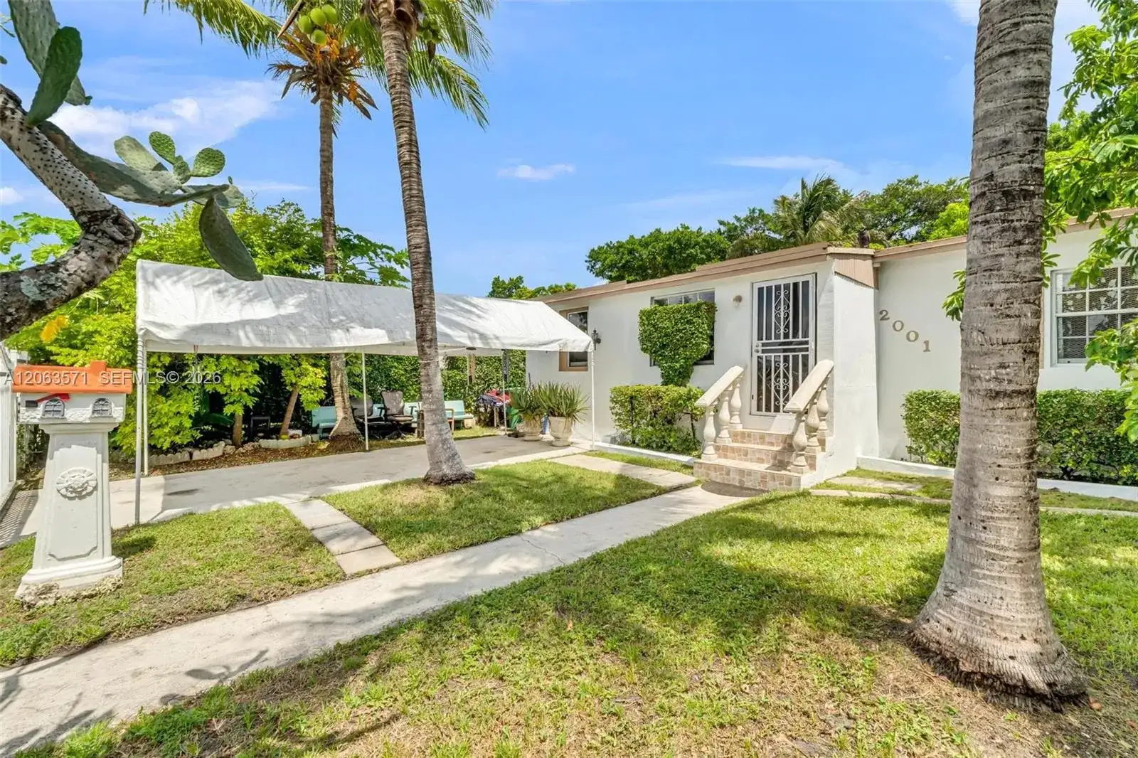 2001 NW 51st St, Miami FL 33142 photo 3