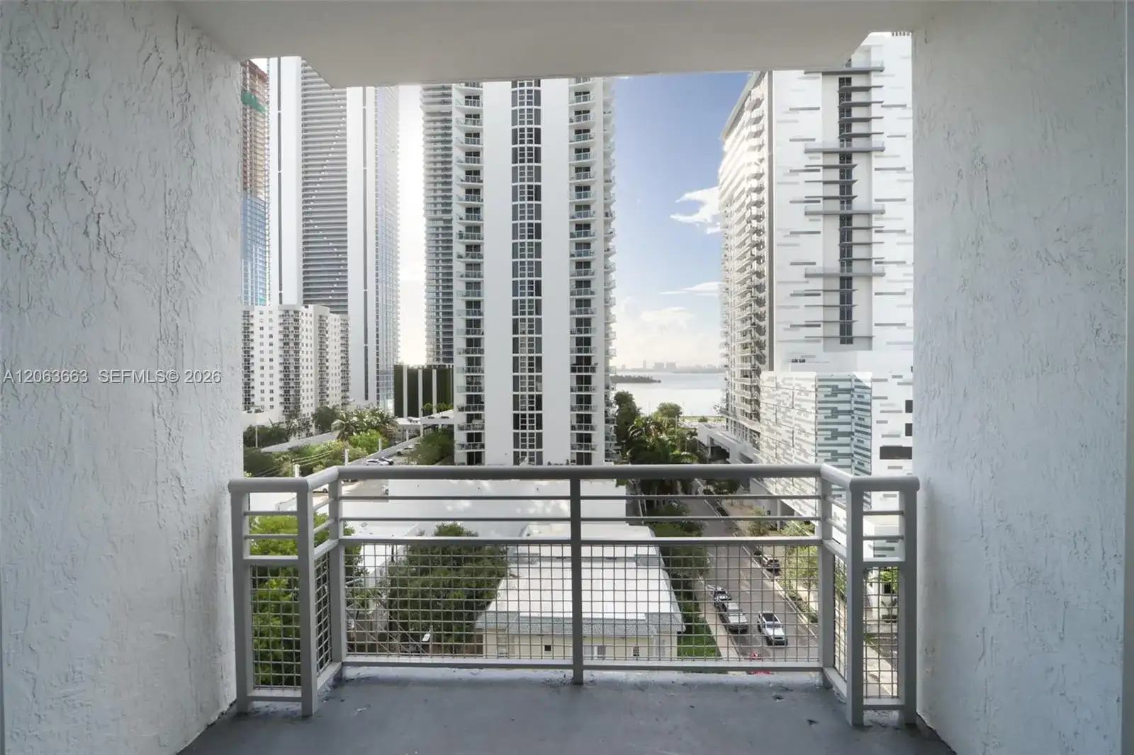 2200 NE 4th Ave # 802, Miami FL 33137 photo 3