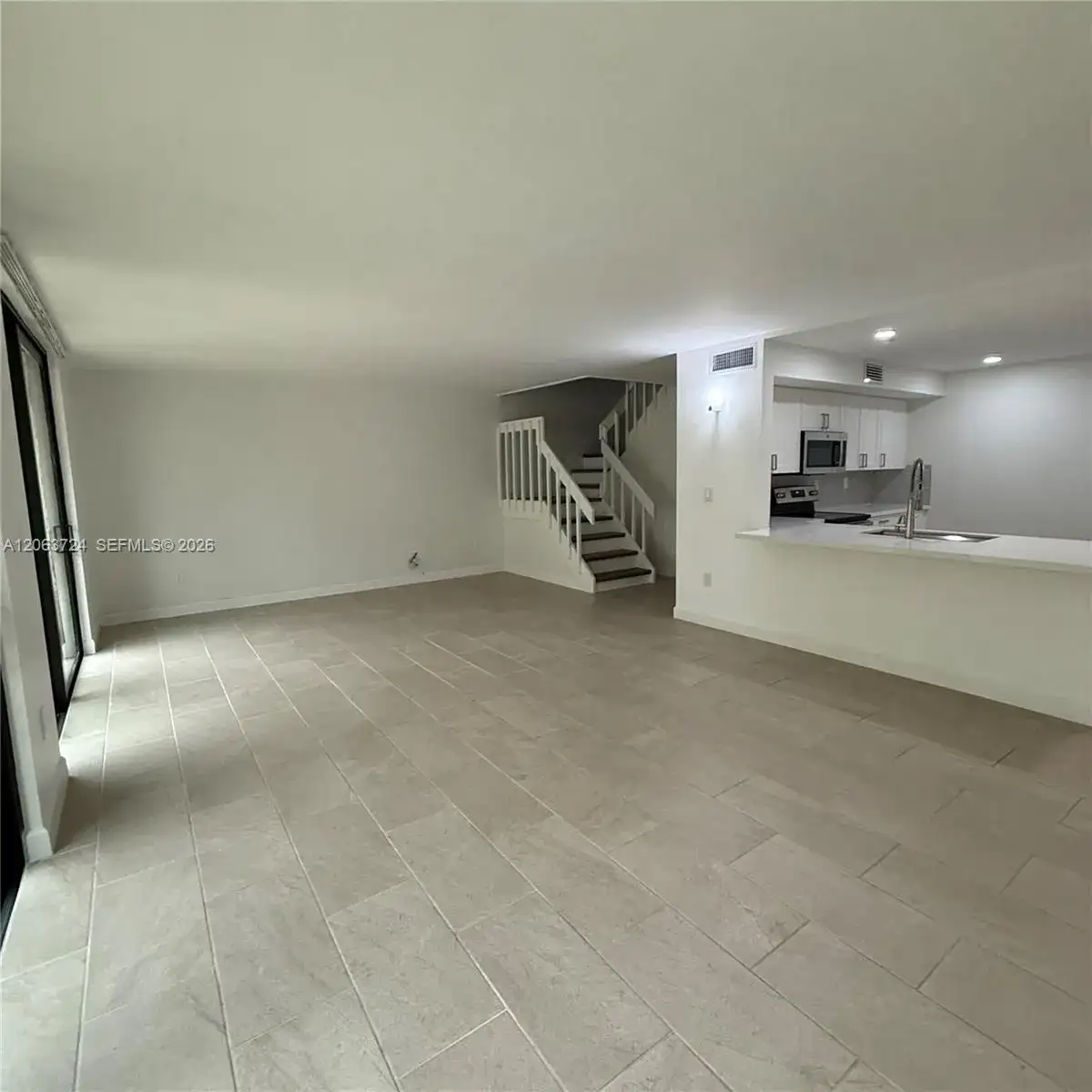 10672 SW 79th Ter, Miami FL 33173 photo 2